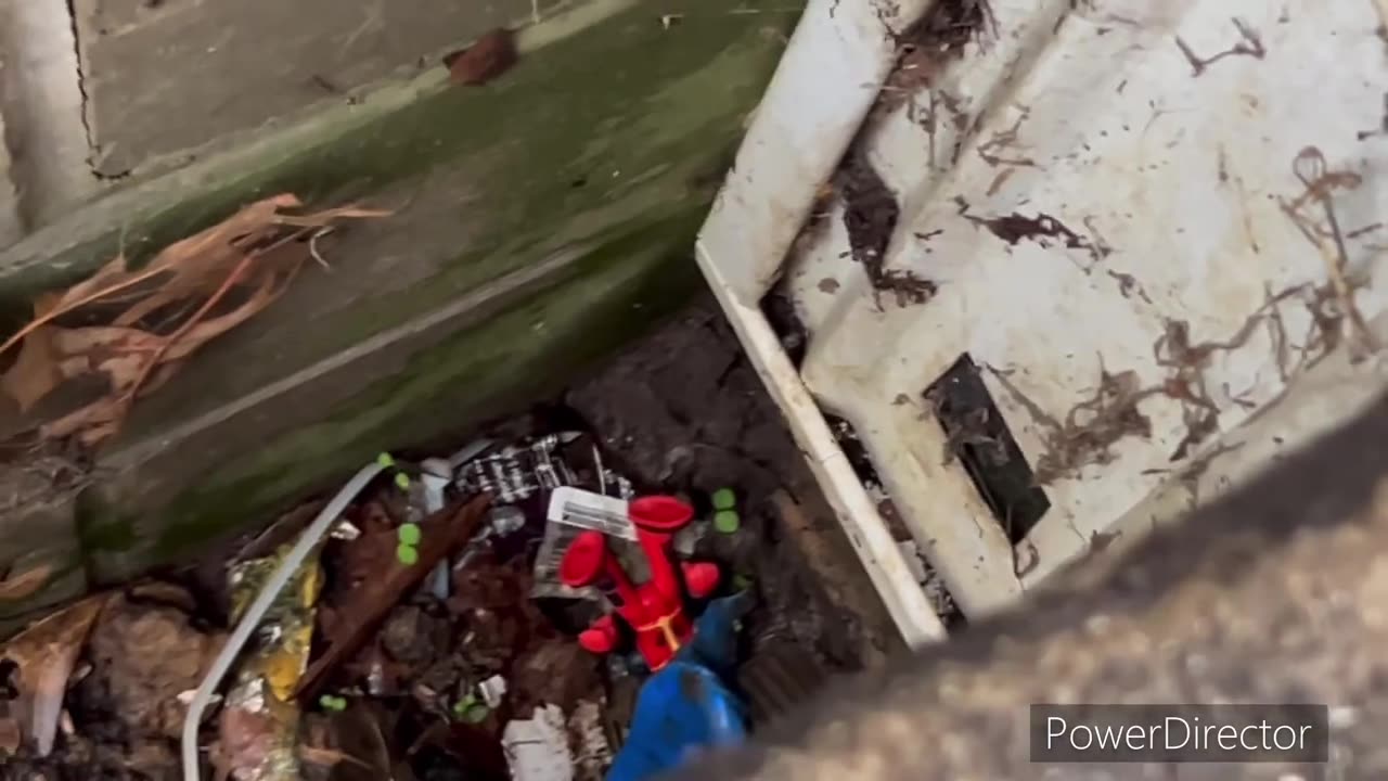Toy emergency video (one of them fell into a deep hole )
