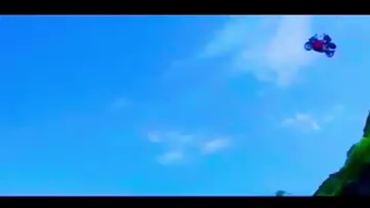DHOOM MOVIE ACTION CLIP 👍 JOHN ABRAHAM ACTION CLIP DHOOM 🌹 ABHISHEK BACHCHAN ❤ ALI ❤ DHOOM