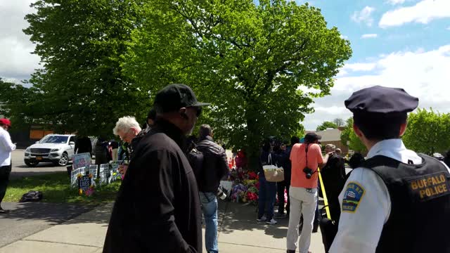 Buffalo Resident Speaks With Cops Reporters And Priest After Mass Shooting