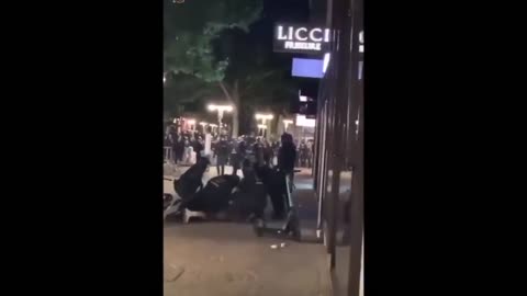 "Partyszene" in Frankfurt: Ein Video der Gewaltexzesse (Neufassung, um zwei Videos ergänzt)