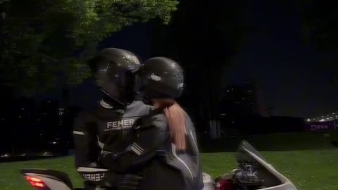 Girls' mouths are soft even when they are hard to kiss #機車 #機車情侣