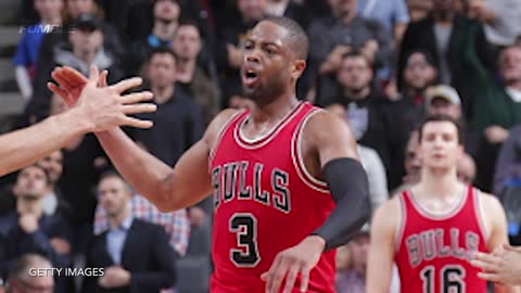 Dwyane Wade BURNS Matt Barnes with Spin Move, FIGHT Breaks Out Between Bulls and Kings