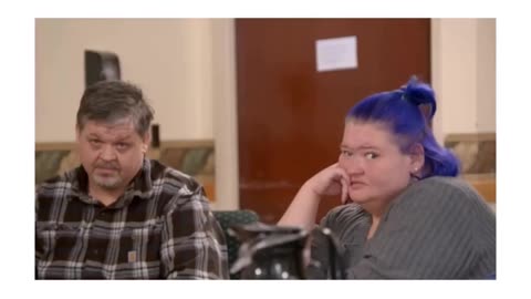 She side eyed him from all directions