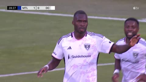 MLS Goal: C. Benteke vs. MTL, 29'