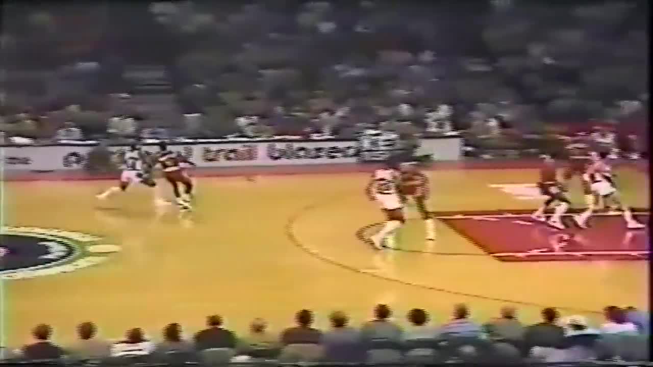 Portland Trailblazers vs Chicago Bulls Game 15/ Nov 24 1984