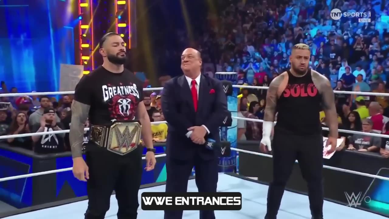 Roman Reigns Returns Entrance - WWE SmackDown 10/13/2023