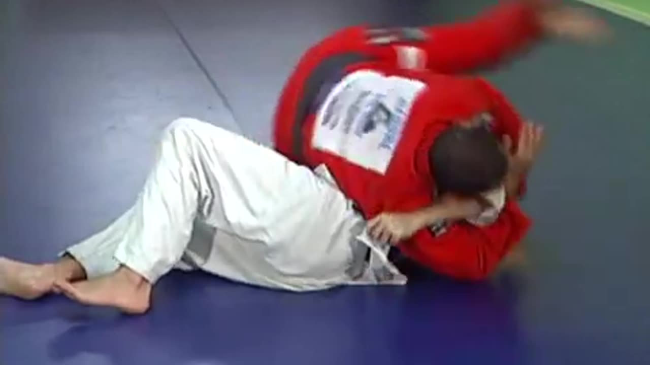 Gustavo Froes BJJ Ultimate Lessons Vol 05 Attacks from the Side Mount & Knee on Belly