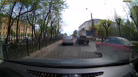 D'oh! I didn't see that truck!