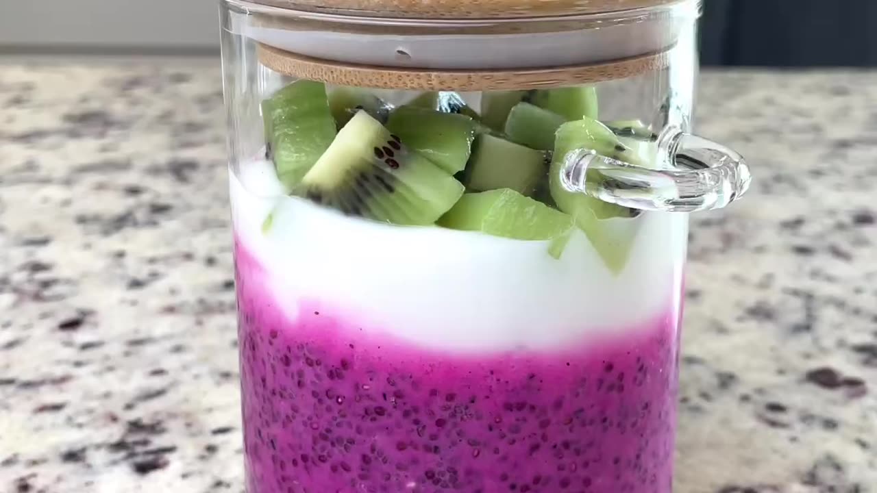 Dragon fruit Chia pudding 🍮