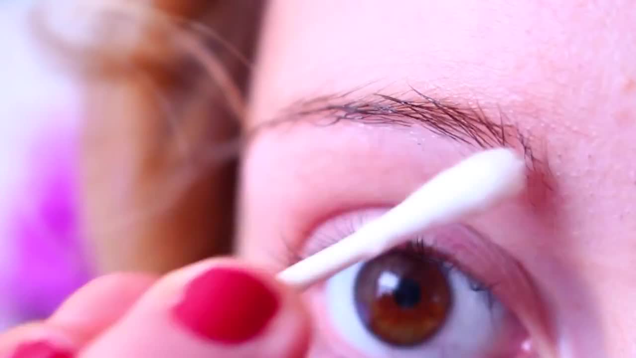 20 Uses for COCONUT OIL! Beauty, Food & Random Life Hacks!