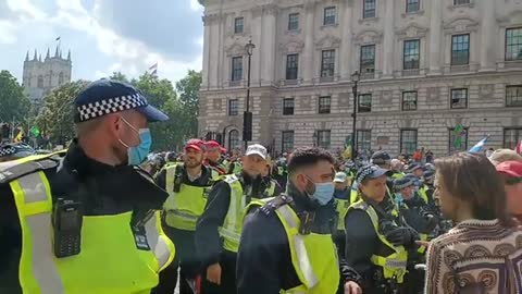 (WILL GRABBED BY POLICE) - LIVE 'Freedom Day' Anti Lockdown Protest l Parliament Square