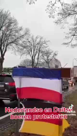 네덜란드, 농민 시위 : 농사를 못 짓게 하는 정부 해산 요구 1.avi