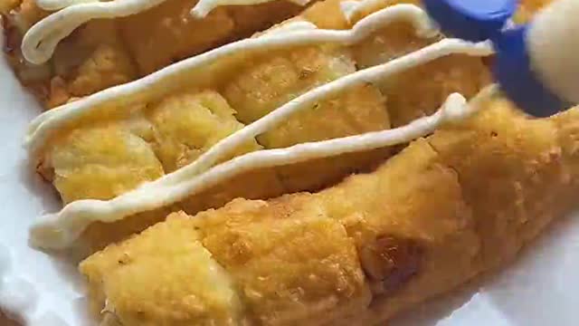 TODAY,I'LLteach you how to fry banana