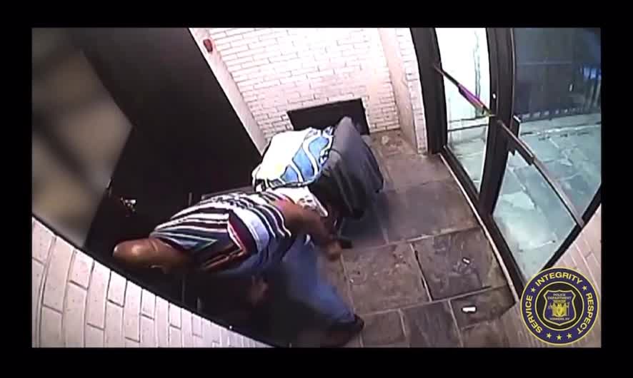 man assaults a 67-year-old Asian American woman in Yonkers apartment building