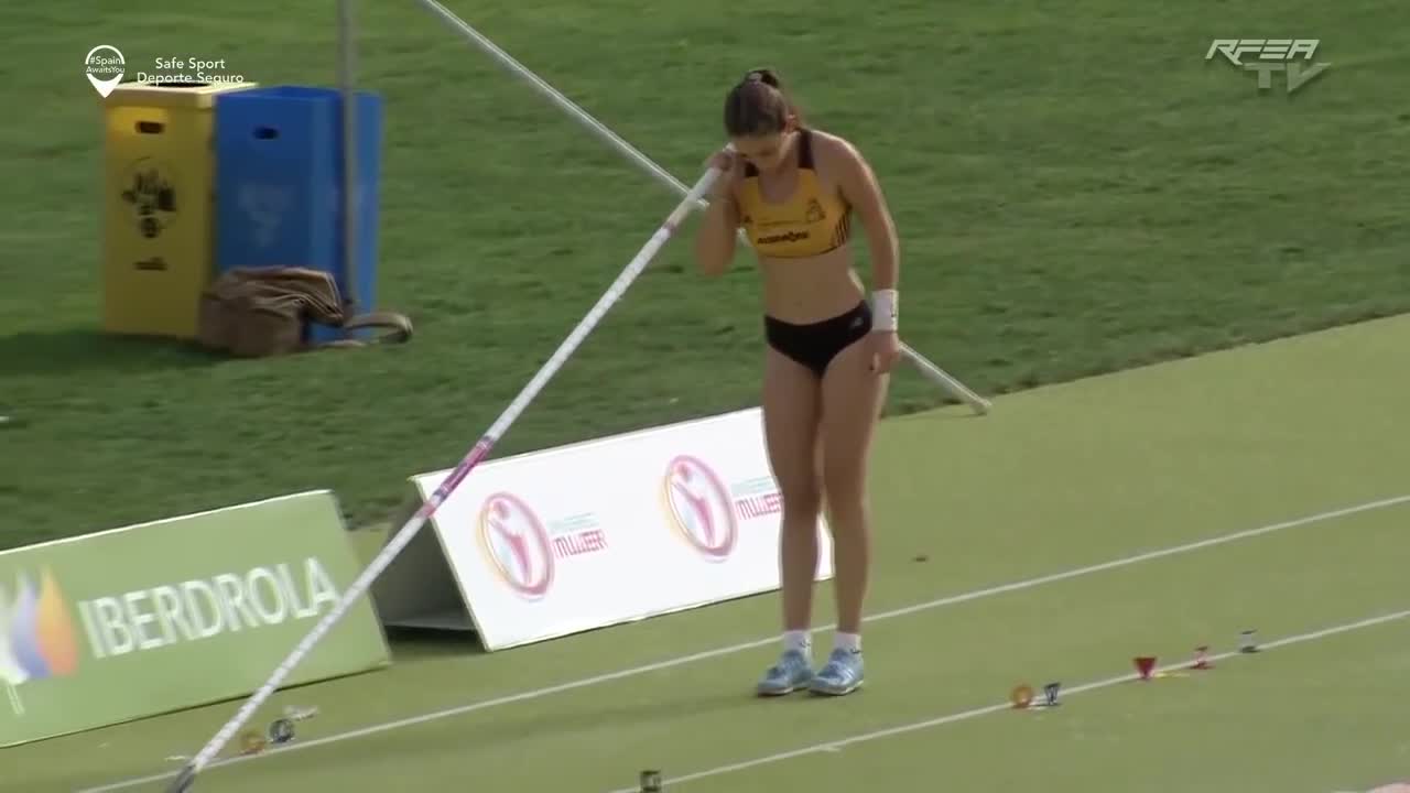 Clara Fernández - Spanish Pole Vaulter -Perfect Body -Round Booty