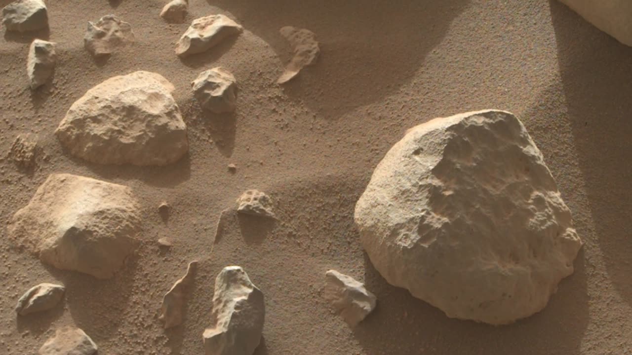 NASA_ curiosity _mars_rover sol_896_latest_look_carefully_on_mars_surface _,1080p60