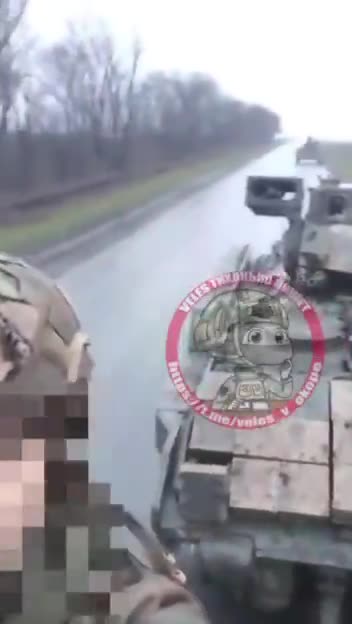 ►🇷🇺 Russians towing American M2 Bradley Fighting Vehicle