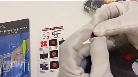 Kunststoffdruckknöpfe mit Werkzeugsatz
