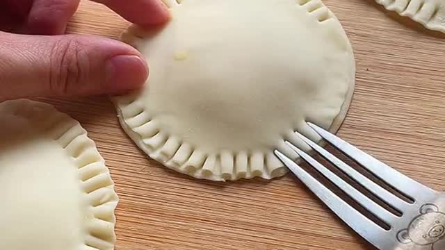Make your own banana pie
