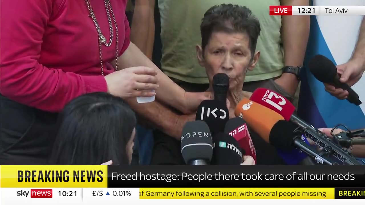 Released Israeli hostage explain why she shook Hamas fighters hands