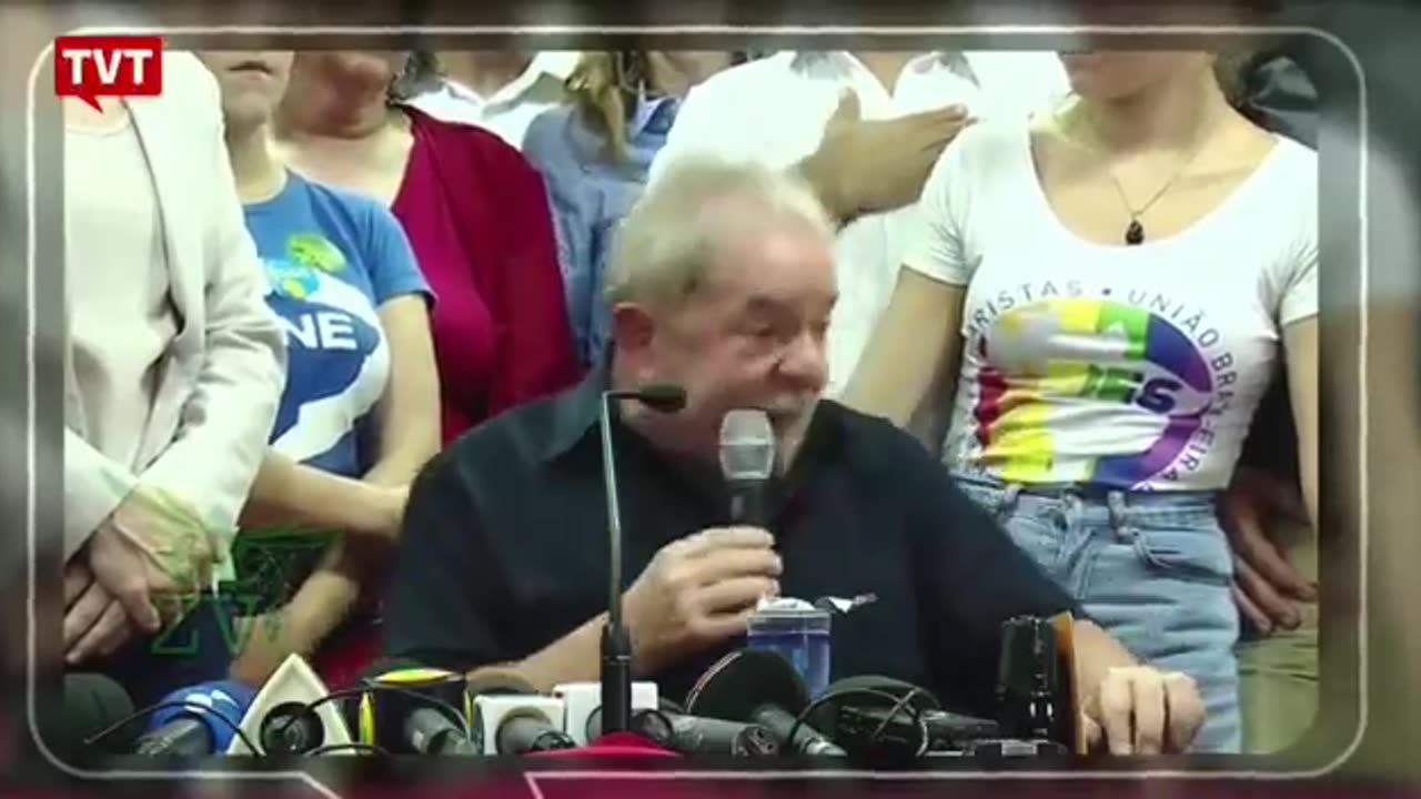 Lula ladrão de presentes