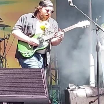 Peter Brazeal (Hedonistas) - LIVE @ 420Fest (Short 7)