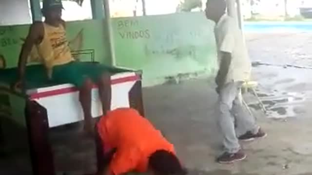 Fake punch Muhammad Ali