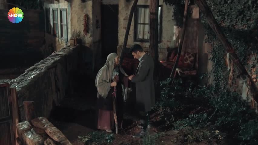 7مسلسل عزيز – الحلقة