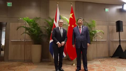 🇨🇳🇬🇧 Chinese President Xi Jinping meets UK Prime Minister Keir