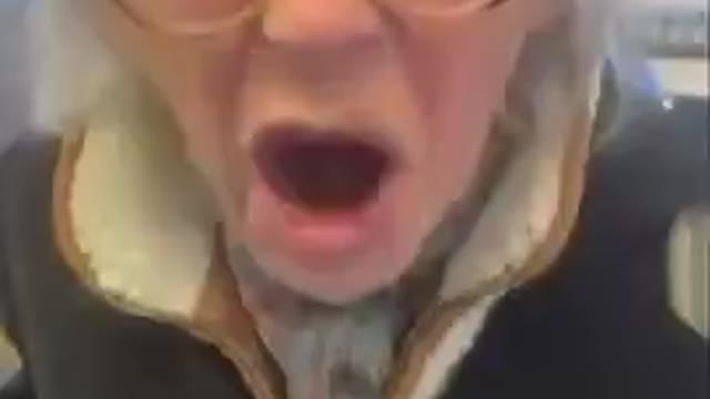 THIS LADY DESERVES A OSCAR!