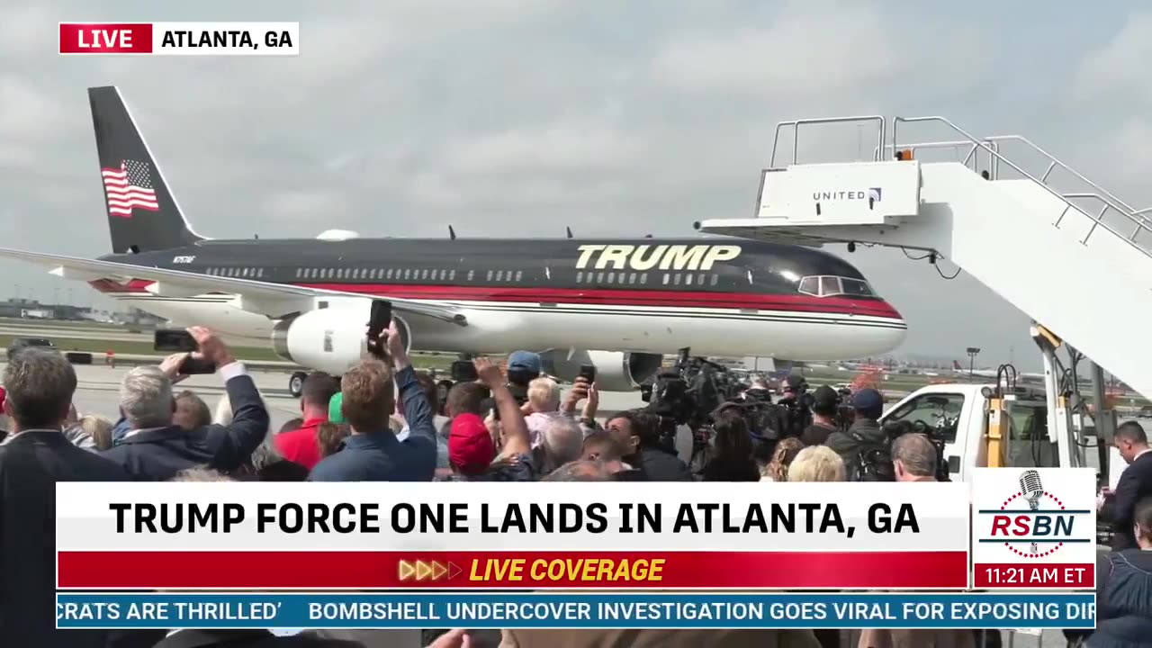 WATCH: President Trump arrives in Atlanta, Georgia aboard Trump Force One