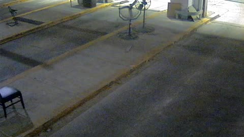 3138RHOBG3CStGarageLeftDoor_2021-01-05_01h29min11s977ms.mp4