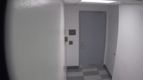 6141RHOBG1G101DStairwayLobbyEntry_2021-01-06_09h00min02s817ms.mp4