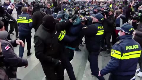 Clashes in Georgia as police disperse opposition protest