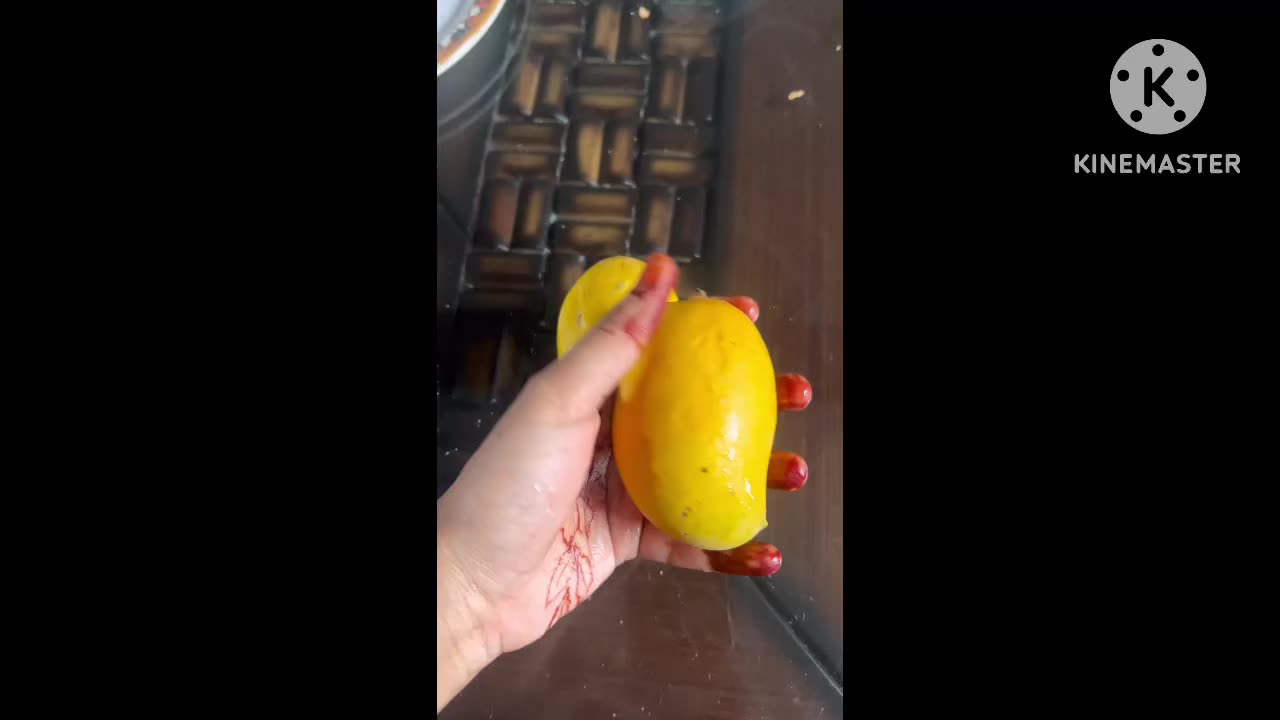 Indian famous mango juice desert