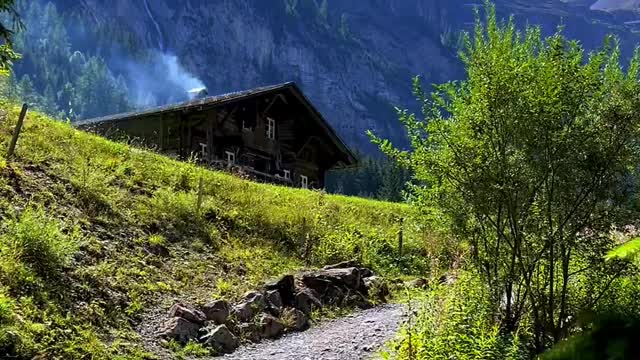 Simple life is a happy life.. 📍BERNER OBERLAND🇨🇭