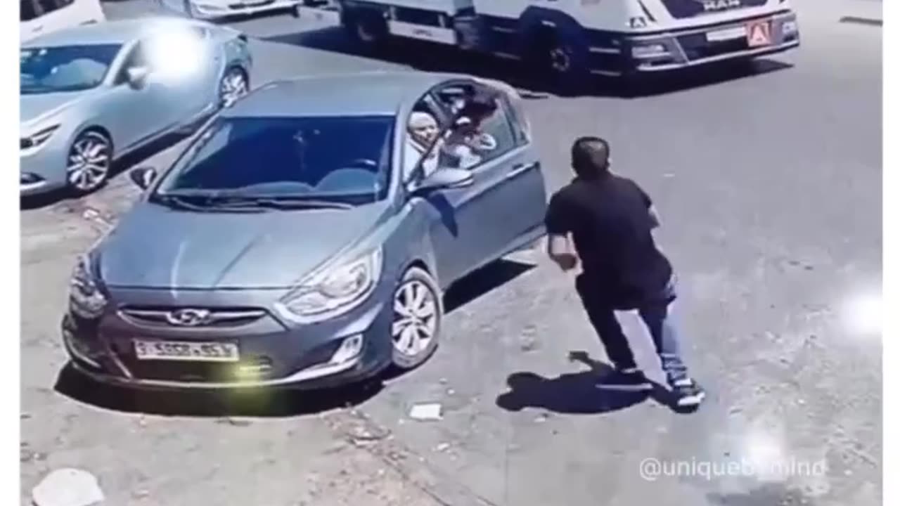 Kid stuck in windows & Batman came to rescue that kid 🔥
