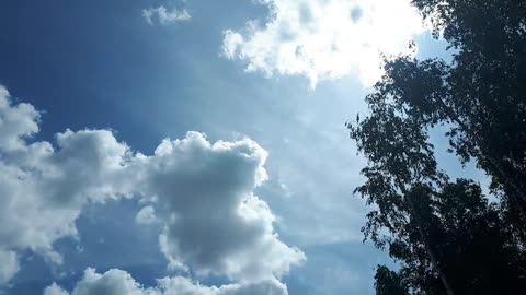 Himmel in Berlin am 29.05.2023 um 12:51 Uhr