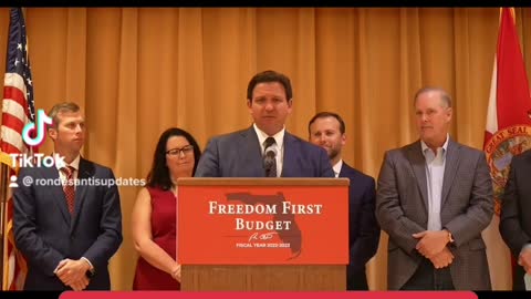 Ron DeSantis calls out colleges 👏👏