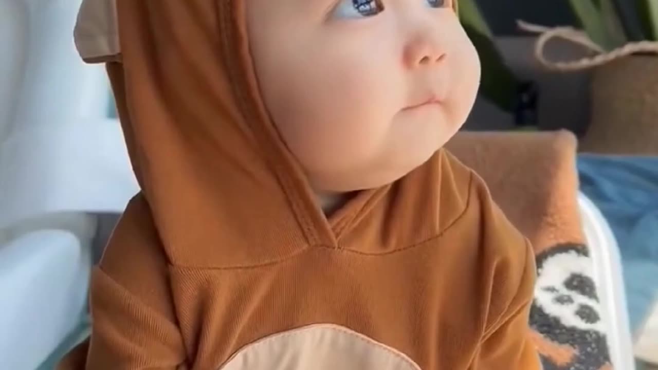 Cute baby viral video 05