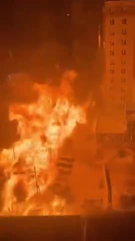 Gas leak explosion caught on video