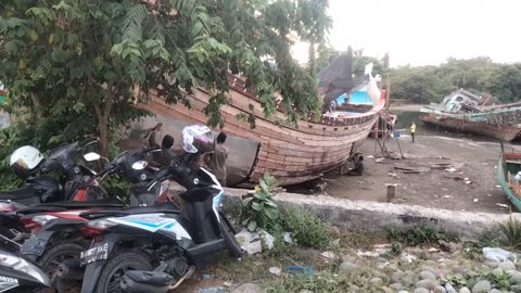 Lhokseumawe Fishing Boats Repair Port (3)