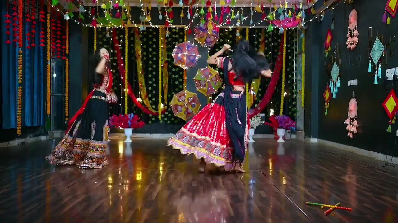 Naina Dance Music