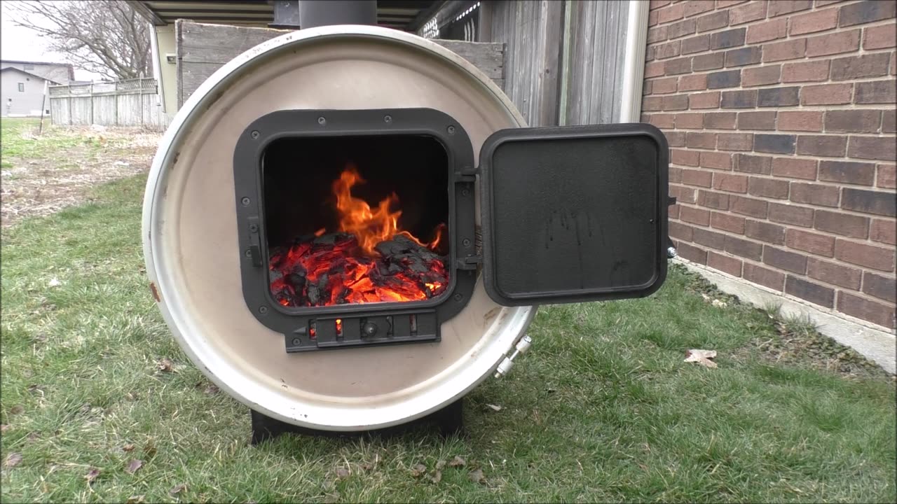 Burning Toxic Paint Off Barrel Stove