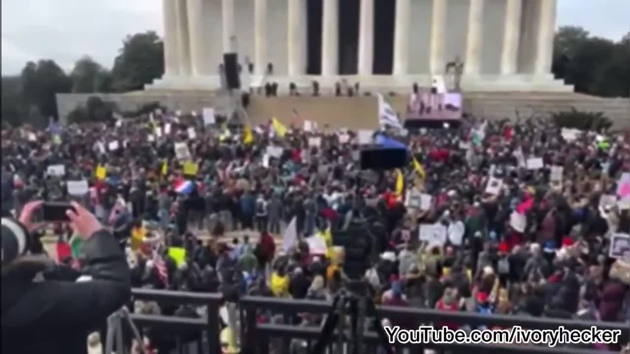 Protest against the mandates in Washington, USA