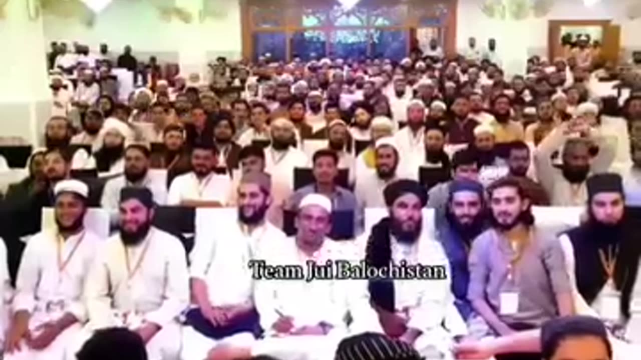 Andaaz e guftgu Maulana fazlur Rahman of Pakistan