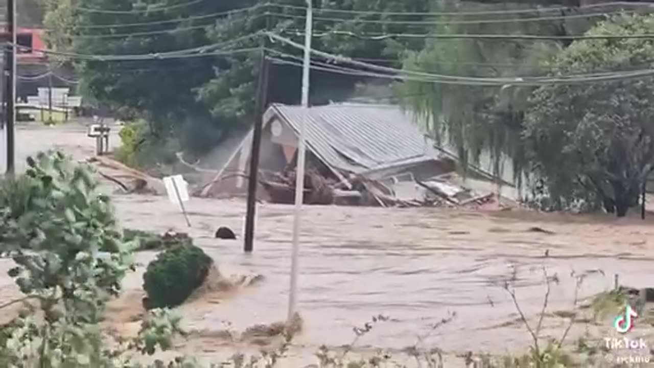 New footage from north carolina shows the mud flood in action....