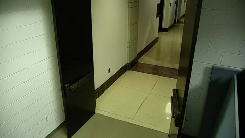 7046CVCLLElevator#3Lobby_2021-01-05_01h00min01s510ms.mp4