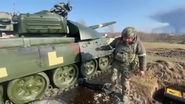 Brand NEW Ukrainian modernized tank T 72AMT, with full ammunition, captured by Russians