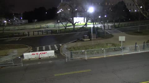 0937RHOB00IndepAveSWEastofTaxi_2021-01-05_03h00min00s557ms.mp4